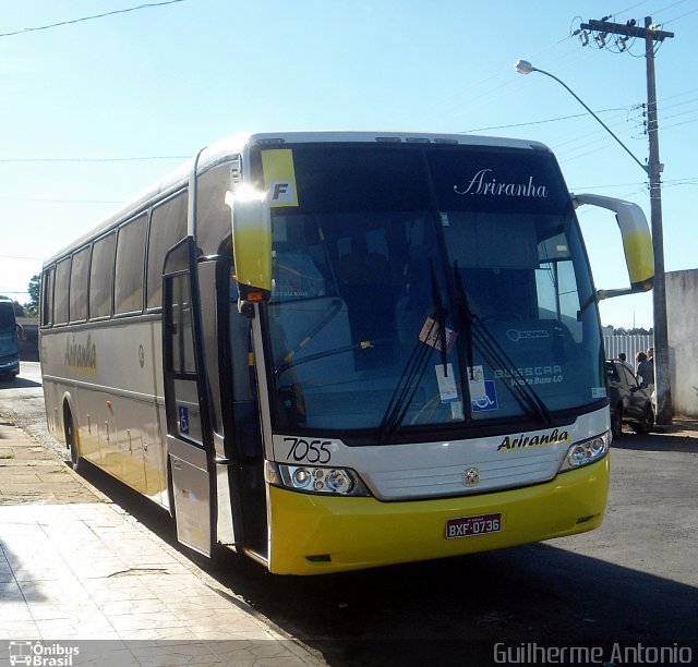Viação Ariranha 7055 na cidade de Araxá, Minas Gerais, Brasil, por Guilherme Antonio. Número da foto: #1918523.