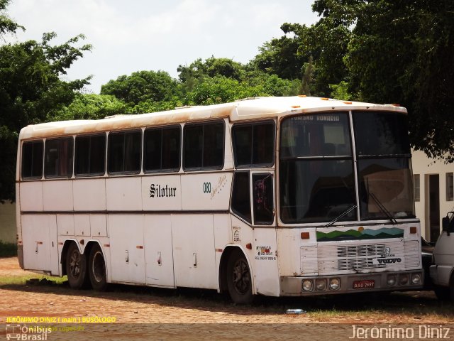 Ônibus Particulares 080 na cidade de Teresina, Piauí, Brasil, por Jerônimo Diniz. ID da foto: 1920258.