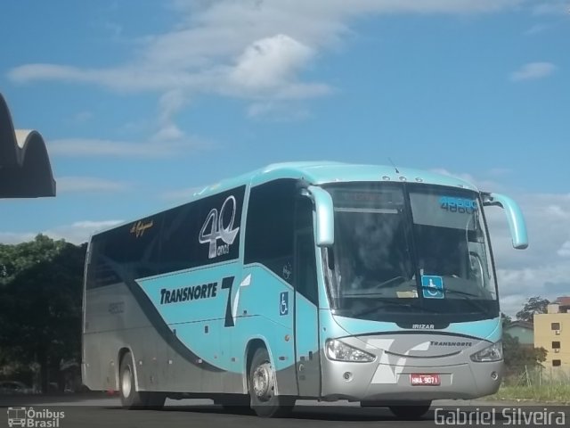 Transnorte - Transporte e Turismo Norte de Minas 48600 na cidade de Montes Claros, Minas Gerais, Brasil, por Gabriel Silveira. Número da foto: #1922688.