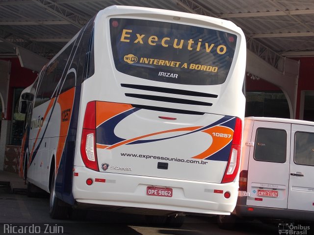 Expresso União 10257 na cidade de Mogi Guaçu, São Paulo, Brasil, por Ricardo Zuin. Número da foto: #1924670.