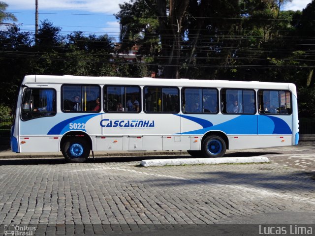 Viação Cascatinha 5022 na cidade de Petrópolis, Rio de Janeiro, Brasil, por Lucas Lima. ID da foto: 1924810.