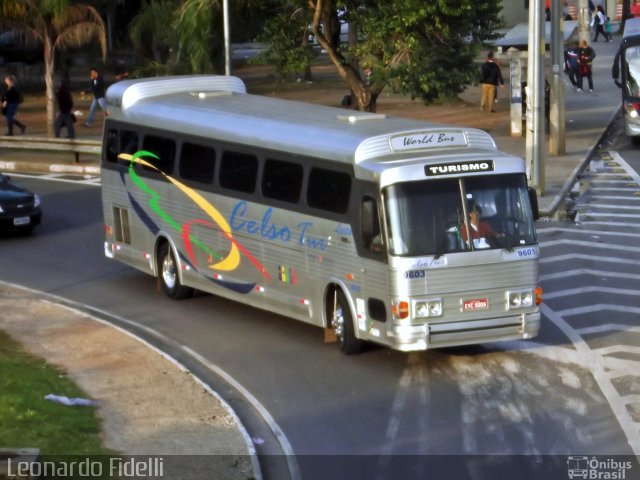 Celso Tur 9603 na cidade de São Paulo, São Paulo, Brasil, por Leonardo Fidelli. Número da foto: #1927678.