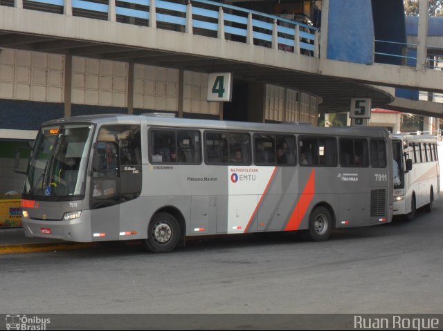 Empresa de Ônibus Pássaro Marron 7911 na cidade de Aparecida, São Paulo, Brasil, por Ruan Roque. ID da foto: 1927740.