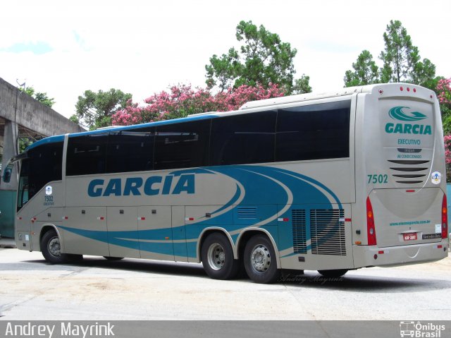 Viação Garcia 7502 na cidade de Curitiba, Paraná, Brasil, por Andrey Gustavo. Número da foto: #1929545.