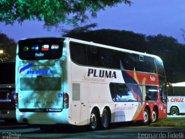 Pluma Conforto e Turismo 7012 na cidade de São Paulo, São Paulo, Brasil, por Leonardo Fidelli. Número da foto: #1895750.