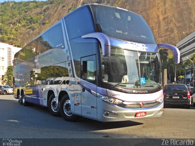 Orion Viagens e Turismo 800 na cidade de Rio de Janeiro, Rio de Janeiro, Brasil, por Zé Ricardo Reis. Número da foto: #1936478.
