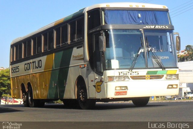 Empresa Gontijo de Transportes 15225 na cidade de Araxá, Minas Gerais, Brasil, por Lucas Borges . ID da foto: 1936196.