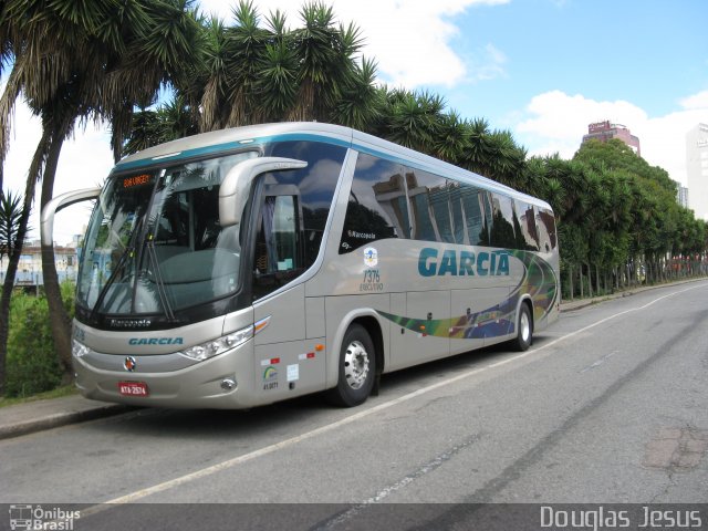Viação Garcia 7376 na cidade de Curitiba, Paraná, Brasil, por Douglas Jesus. Número da foto: #1944529.
