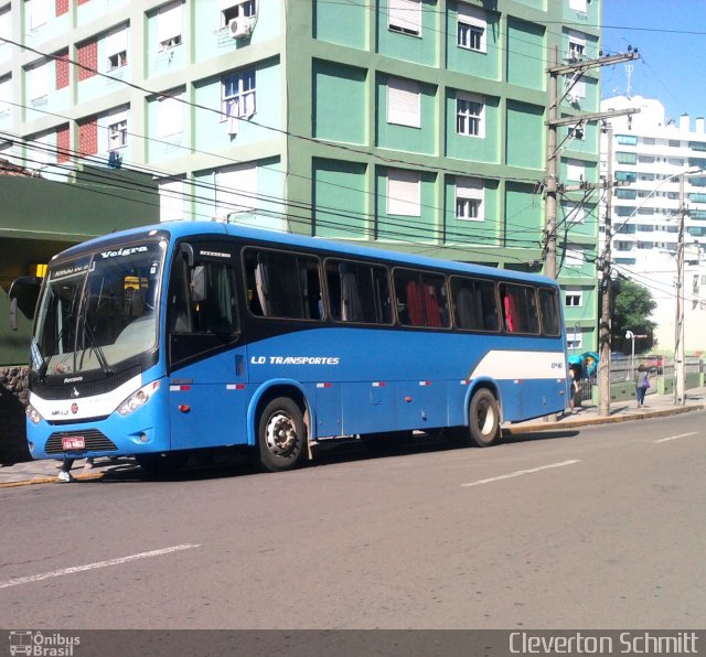 LD Transportes 046 na cidade de Santa Maria, Rio Grande do Sul, Brasil, por Cleverton Schmitt. Número da foto: #1943595.
