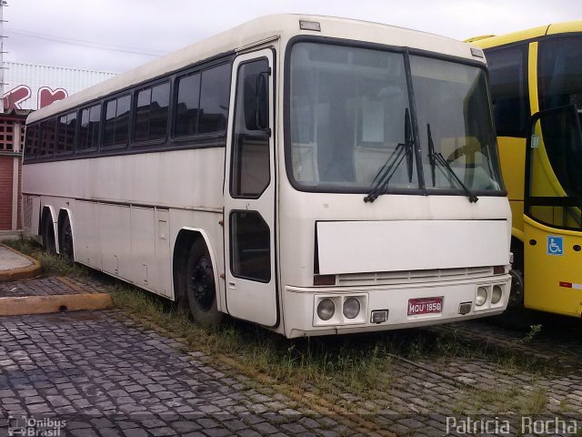 Ônibus Particulares MQU1858 na cidade de Belo Horizonte, Minas Gerais, Brasil, por Patrícia  Rocha. Número da foto: #1944510.