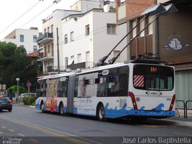 Ônibus Particulares SN na cidade de , por José Carlos Baptistella. Número da foto: #1946602.