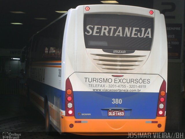 Viação Sertaneja 380 na cidade de Belo Horizonte, Minas Gerais, Brasil, por Josimar Vieira. Número da foto: #1953538.