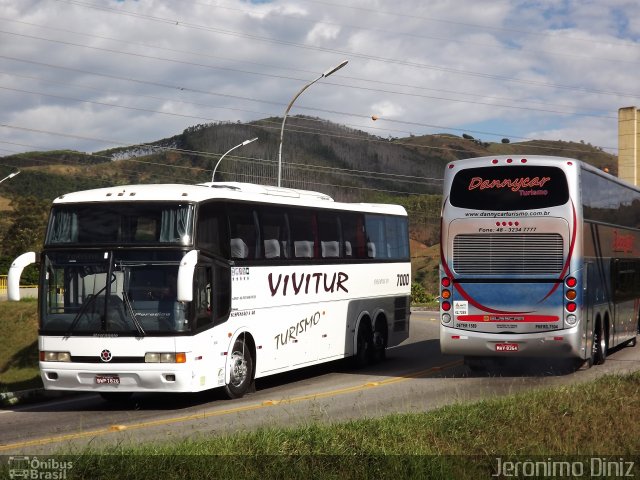Vivitur Turismo 7000 na cidade de Aparecida, São Paulo, Brasil, por Jerônimo Diniz. Número da foto: #1898446.