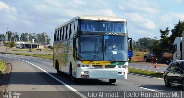 Empresa Gontijo de Transportes 15685 na cidade de Cambuí, Minas Gerais, Brasil, por Giovanini Mendes do Carmo. Número da foto: #1954279.