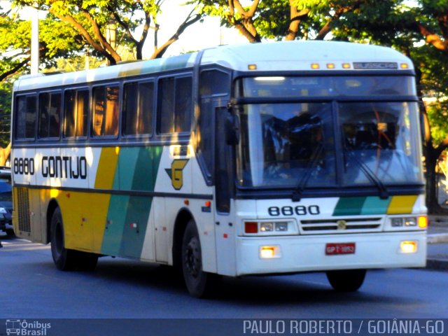 Empresa Gontijo de Transportes 8880 na cidade de Belo Horizonte, Minas Gerais, Brasil, por Paulo Roberto de Morais Amorim. ID da foto: 1904928.