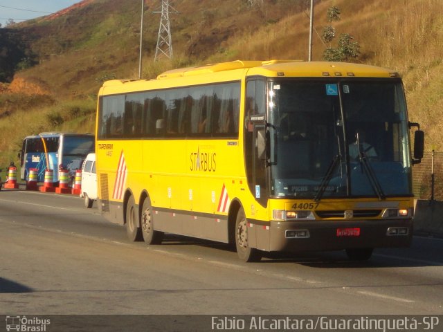 Viação Itapemirim 44057 na cidade de Aparecida, São Paulo, Brasil, por Fabio Alcantara. Número da foto: #1907112.