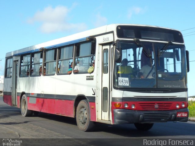 Ônibus Particulares 9539 na cidade de Maceió, Alagoas, Brasil, por Rodrigo Fonseca. Número da foto: #1907984.