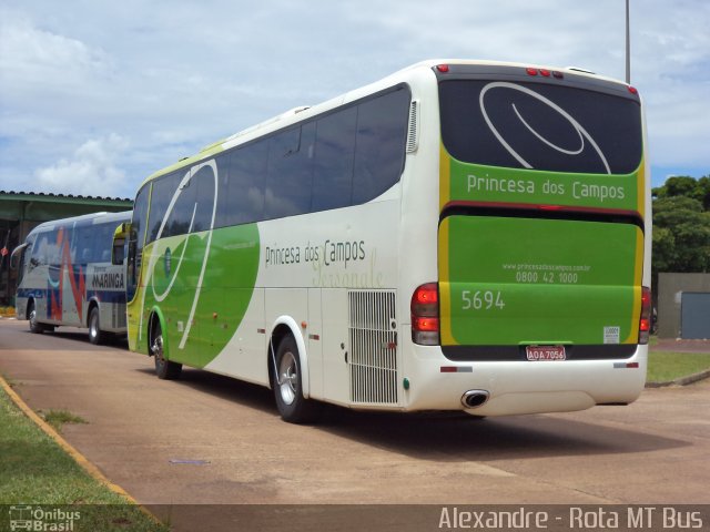 Expresso Princesa dos Campos 5694 na cidade de Cascavel, Paraná, Brasil, por Alexandre Rodrigo. ID da foto: 1980056.