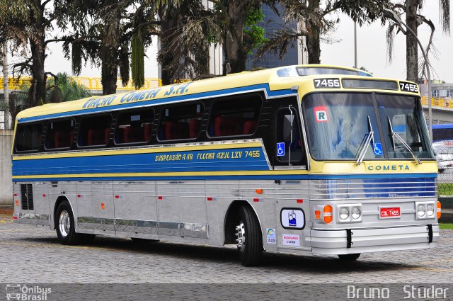 Viação Cometa 7455 na cidade de São Paulo, São Paulo, Brasil, por Bruno   Studer. Número da foto: #1991164.