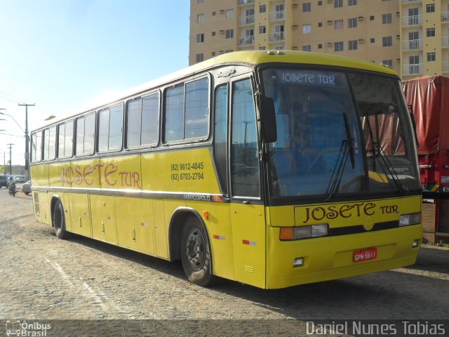 Ônibus Particulares EX-SÃO GERALDO na cidade de Maceió, Alagoas, Brasil, por Daniel Nunes Tobias. Número da foto: #1997840.