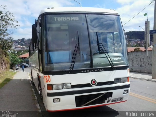 Ônibus Particulares 9165 na cidade de Guarulhos, São Paulo, Brasil, por Atilio Torres. Número da foto: #1998263.