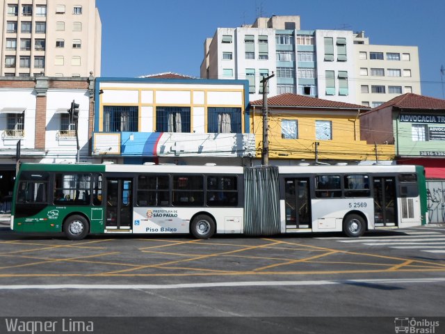 Via Sul Transportes Urbanos 5 2569 na cidade de São Paulo, São Paulo, Brasil, por Wagner Lima. ID da foto: 1996409.