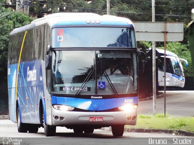 Viação Cometa 8205 na cidade de São Paulo, São Paulo, Brasil, por Bruno   Studer. ID da foto: 1996615.