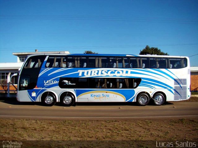 Turiscoll - Turismo Collet Ltda. 28000 na cidade de Itaquaquecetuba, São Paulo, Brasil, por Lucas Santos. Número da foto: #1960863.