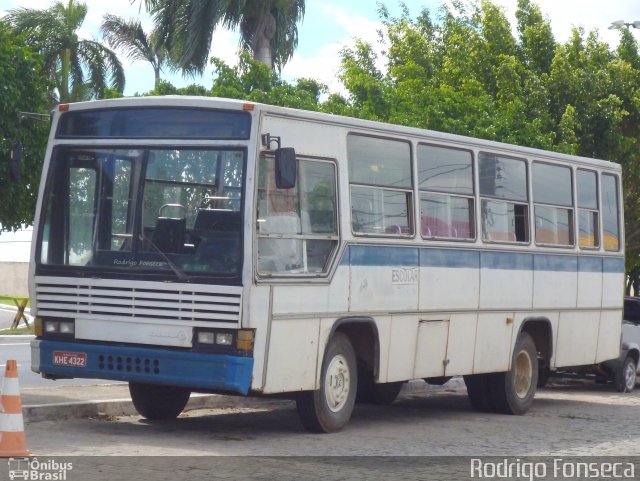 Ônibus Particulares 4322 na cidade de Paulo Afonso, Bahia, Brasil, por Rodrigo Fonseca. Número da foto: #2000902.