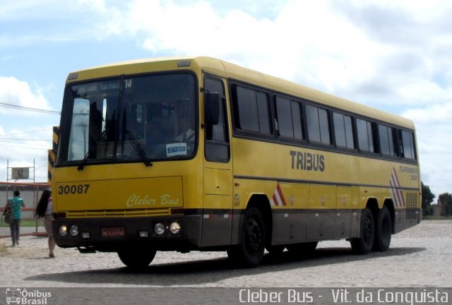 Viação Itapemirim 30087 na cidade de Vitória da Conquista, Bahia, Brasil, por Cleber Bus. ID da foto: 1999673.