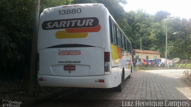 Saritur - Santa Rita Transporte Urbano e Rodoviário 13880 na cidade de Piedade dos Gerais, Minas Gerais, Brasil, por Luiz Henrique Campos. Número da foto: #2000542.