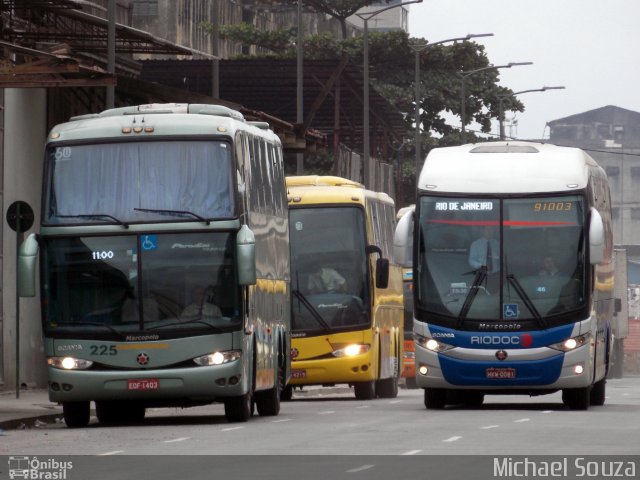 Viação Itapemirim 225 na cidade de Rio de Janeiro, Rio de Janeiro, Brasil, por Michael Souza. ID da foto: 2003614.