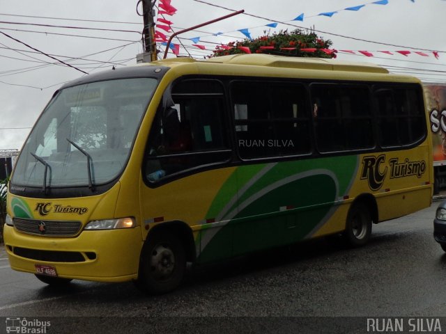 Ônibus Particulares PPB4698 na cidade de Campina Grande, Paraíba, Brasil, por Ruan Silva. Número da foto: #2005456.