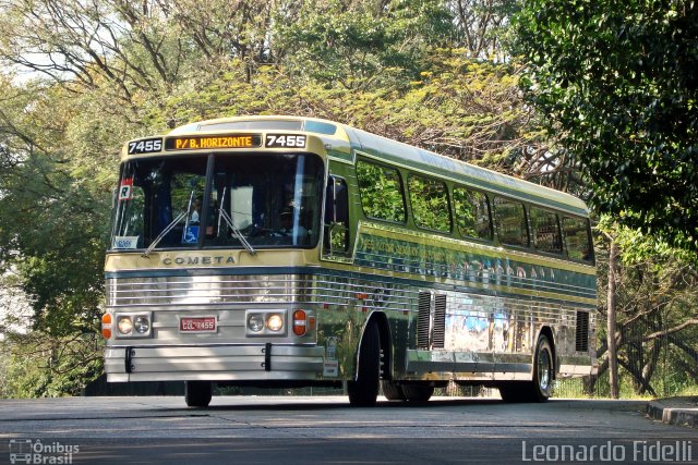 Viação Cometa 7455 na cidade de São Paulo, São Paulo, Brasil, por Leonardo Fidelli. Número da foto: #2008962.