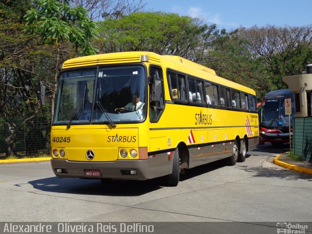Viação Itapemirim 40245 na cidade de São Paulo, São Paulo, Brasil, por Alexandre  Oliveira Reis Delfino. Número da foto: #2011032.
