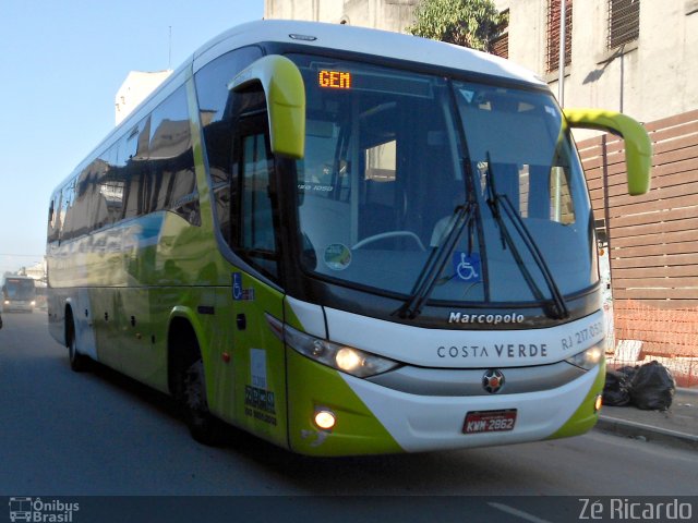 Costa Verde Transportes RJ 217.052 na cidade de Rio de Janeiro, Rio de Janeiro, Brasil, por Zé Ricardo Reis. Número da foto: #2013268.