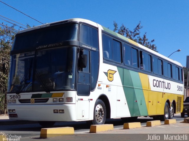 Empresa Gontijo de Transportes 5810 na cidade de Belo Horizonte, Minas Gerais, Brasil, por Júlio  Mandelli. Número da foto: #2013329.