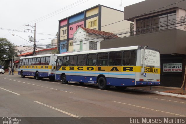 Escolares APAE na cidade de Campo Grande, Mato Grosso do Sul, Brasil, por Eric Moises Martins. Número da foto: #2012855.