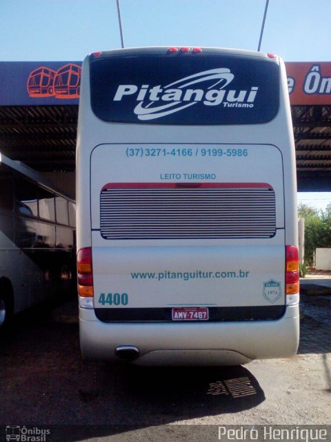 Pitangui Turismo 4400 na cidade de Araguari, Minas Gerais, Brasil, por Pedro Henrique. Número da foto: #2016759.