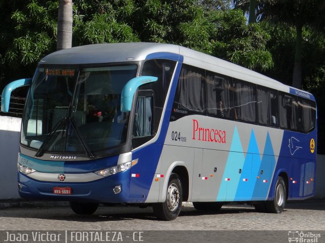 Viação Princesa dos Inhamuns 050 na cidade de Fortaleza, Ceará, Brasil, por João Victor. ID da foto: 2018731.