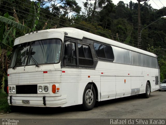Ônibus Particulares BWE9019 na cidade de Petrópolis, Rio de Janeiro, Brasil, por Rafael da Silva Xarão. Número da foto: #2018267.