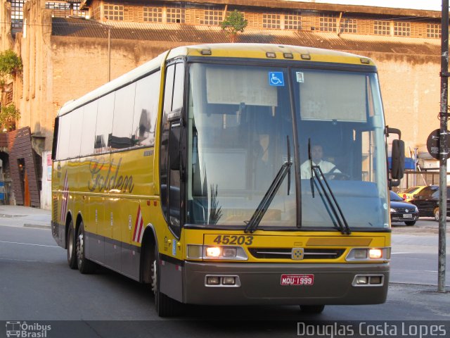 Viação Itapemirim 45203 na cidade de Rio de Janeiro, Rio de Janeiro, Brasil, por Douglas Costa Lopes. ID da foto: 2020875.