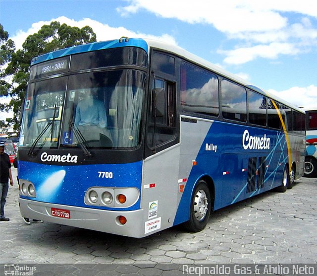 Viação Cometa 7700 na cidade de Curitiba, Paraná, Brasil, por Reginaldo Gas. ID da foto: 2021398.