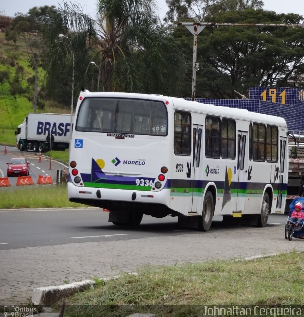 Viação Modelo 9336 na cidade de Leopoldina, Minas Gerais, Brasil, por Johnattan Cerqueira. Número da foto: #2020194.