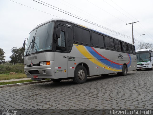 AS Turismo 2000 na cidade de Santa Maria, Rio Grande do Sul, Brasil, por Cleverton Schmitt. Número da foto: #2021835.
