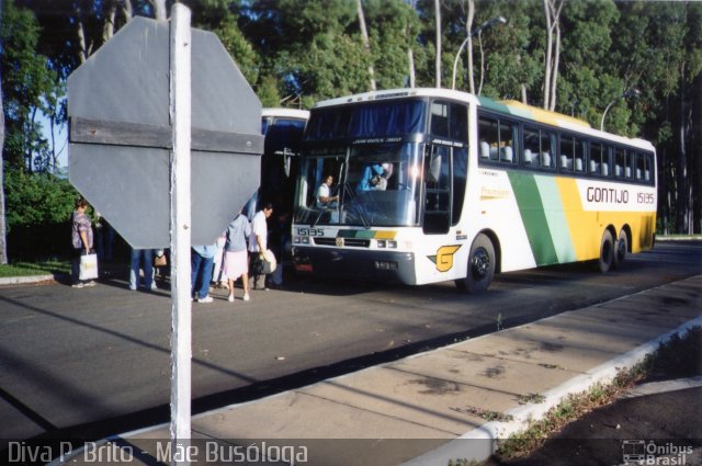 Empresa Gontijo de Transportes 15135 na cidade de Araxá, Minas Gerais, Brasil, por Rafael Henrique de Pinho Brito. Número da foto: #2021846.
