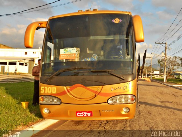Santa Clara Tour 5100 na cidade de Queimados, Rio de Janeiro, Brasil, por Zé Ricardo Reis. Número da foto: #1969361.