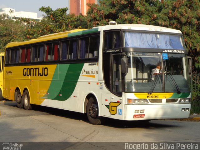 Empresa Gontijo de Transportes 15695 na cidade de São Paulo, São Paulo, Brasil, por Rogério da Silva Pereira. ID da foto: 2023552.