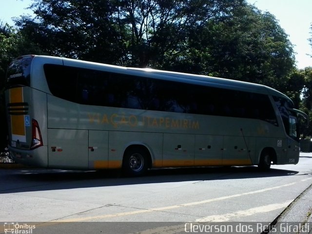 Viação Itapemirim 250 na cidade de São Paulo, São Paulo, Brasil, por Cleverson dos Reis Giraldi. Número da foto: #2042883.