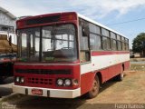 Ônibus Particulares 6044 na cidade de Pirapora, Minas Gerais, Brasil, por Tiago Ramos. Número da foto: #:id.